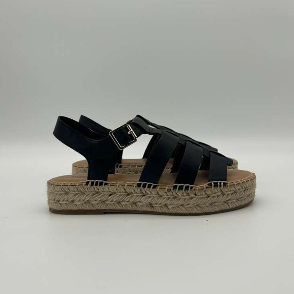 Steve Madden Offer‎ Sandals - Women's Size 8 - Brand New